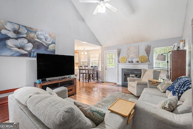 211 Greystone Dr, Carrollton, GA 30116 - photo 3