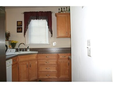 39 Carrington Ln unit 39, Uxbridge, MA 01569 - photo 5