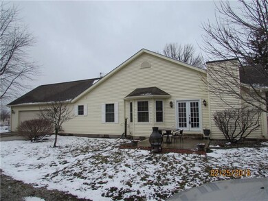 110 S John St, Atlanta, IN 46031 - photo 2