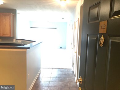 9710 Handerson Place unit 102, Manassas Park, VA 20111 - photo 4