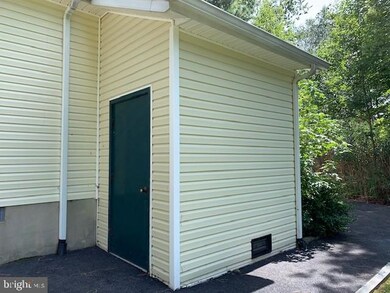 2 Deerfield Ct, Berlin, MD 21811 - photo 4