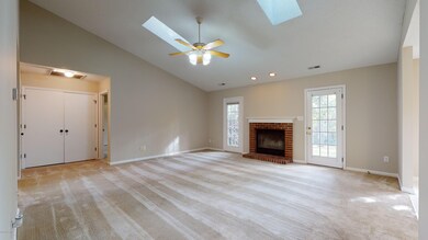 133 Suffolk Cir, Jacksonville, NC 28546 - photo 7