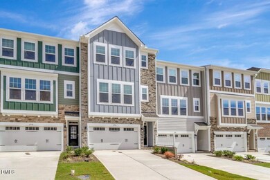 2716 Hunter Woods Dr unit 631, Apex, NC 27502 - photo 3