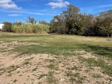 144 Northwest Dr, Fredericksburg, TX 78624 - photo 5