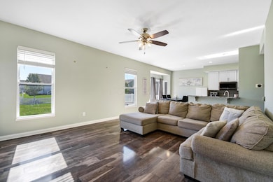 6343 Hoffman Trace Dr, Columbus, OH 43213 - photo 5