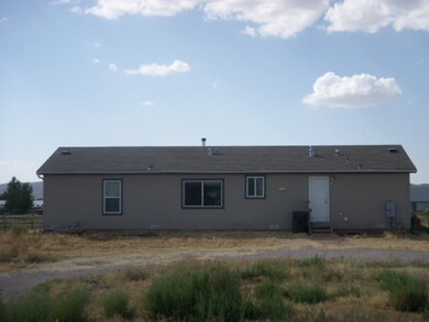Front view of home