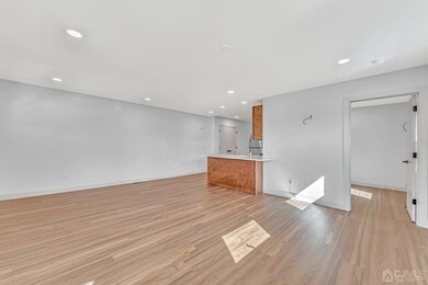 256 Main St unit 2, Woodbridge, NJ 07095 - photo 6