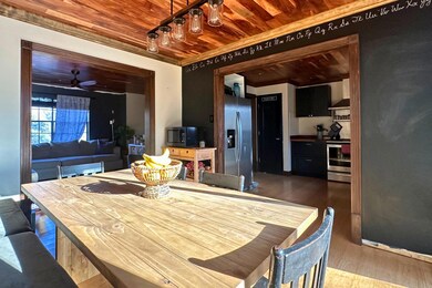 Dining Room (3)