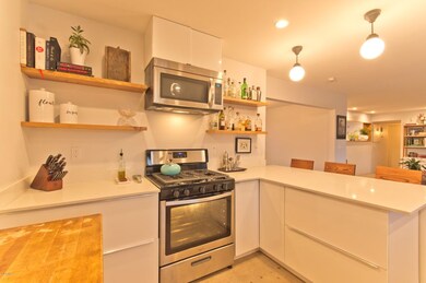 kitchen h