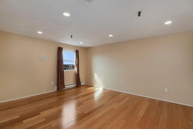 Sagamore Place Condominiums unit 1211, Quincy, MA 02171 - photo 5