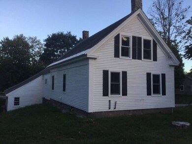 6 Marshall St, Mechanic Falls, ME 04256 - photo 3