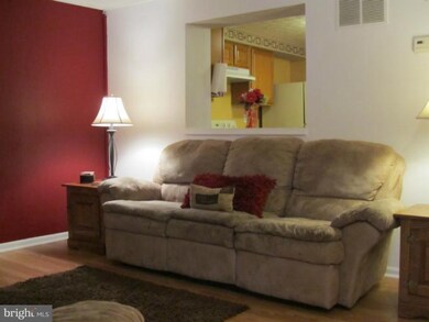 9580 Donnan Castle Ct, Laurel, MD 20723 - photo 4