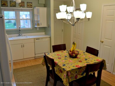 2178 Barclay kitchen