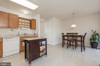 200 Hupps Hill Ct, Strasburg, VA 22657 - photo 4