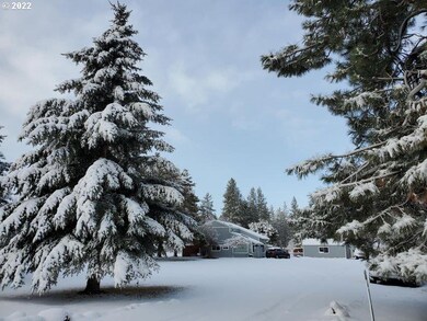 unlisted-address, Bend, OR 97702 - photo 2