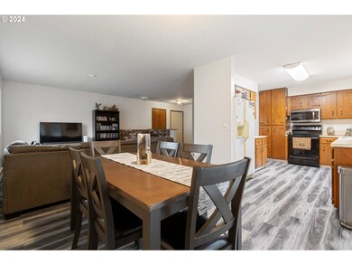 117 Debbie St, Longview, WA 98632 - photo 7