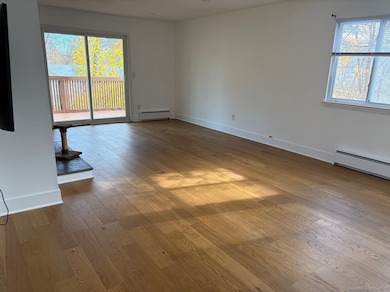 8 Ann Dr unit B, Danbury, CT 06810 - photo 3