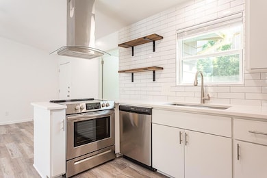 1119 Mariposa Dr unit B, Austin, TX 78704 - photo 5