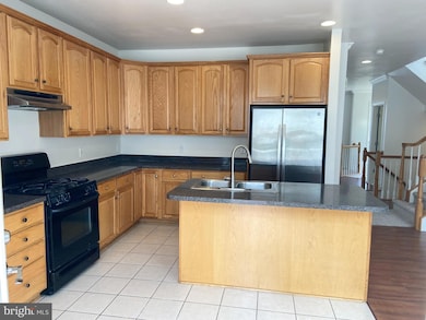 5633 Sheals Ln, Centreville, VA 20120 - photo 6