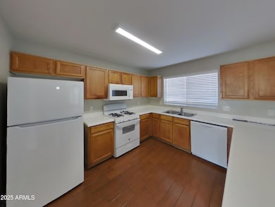 8566 W Denton Ln, Glendale, AZ 85305 - photo 5