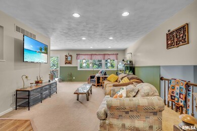 2509 3rd St, Moline, IL 61265 - photo 4