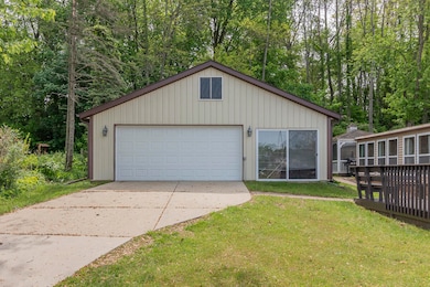 10303Walnut-86
