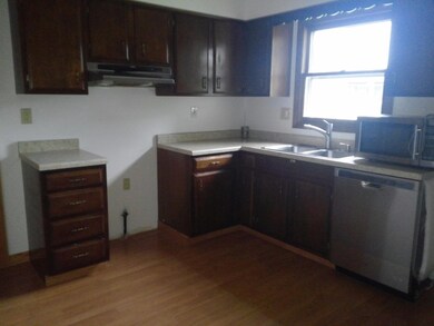 611 Omega Dr, Crown Point, IN 46307 - photo 6