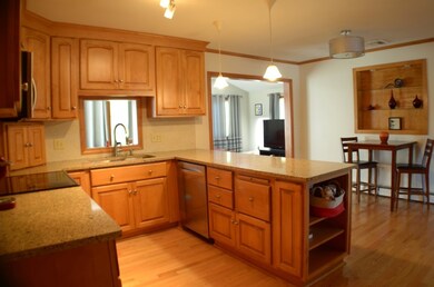 10 Disamar Rd, Taunton, MA 02780 - photo 3