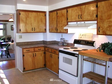 unlisted-address, Everett, WA 98201 - photo 6