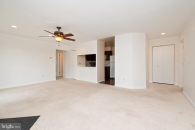 2217 Lowells Glen Rd unit I, Parkville, MD 21234 - photo 6