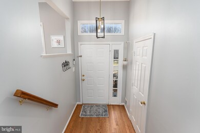 1222 Weatherstone Ct, Reston, VA 20194 - photo 4