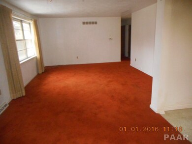 6831 N Michele Ln, Peoria, IL 61614 - photo 3