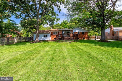 605 Marshall Manor Dr, Silver Spring, MD 20905 - photo 3