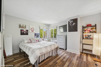 4832 Crest Ct, Waukegan, IL 60087 - photo 7