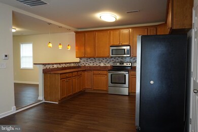 302 Marshall St, Gaithersburg, MD 20877 - photo 5