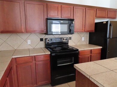 345 Schirra Ct, Lavon, TX 75166 - photo 3