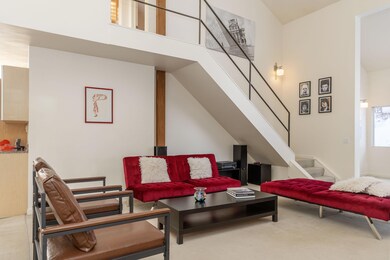 Living Room2