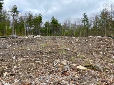 1214 Franklin Rd, Fitchburg, MA 01420 - photo 3