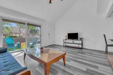 5-web-or-mls-3807 N 30th St-5