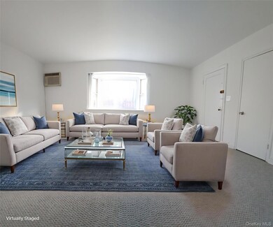 264-37 Langston Ave unit A, Glen Oaks, NY 11005 - photo 4