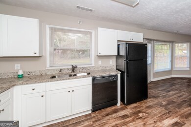 4540 Kent Rd, Atlanta, GA 30337 - photo 6