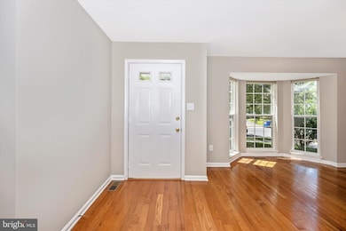 12207 Emerald Way, Germantown, MD 20876 - photo 4