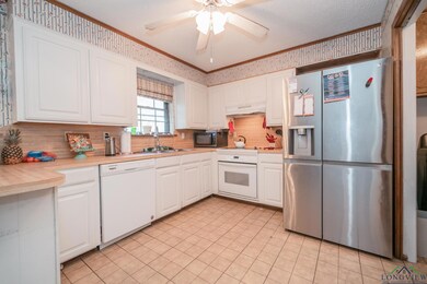 2806 Spruce St, Kilgore, TX 75662 - photo 4