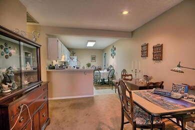 116 Villa Creek Dr unit 12-116, Reynoldsburg, OH 43068 - photo 7