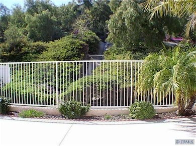 Spacious & Sunny Fenced Patio with Planter