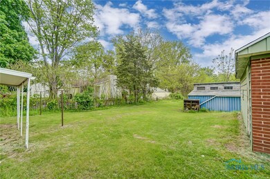 2557 Koehler Ave, Toledo, OH 43613 - photo 7