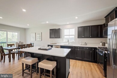 499 Perspective Place, Hedgesville, WV 25427 - photo 2