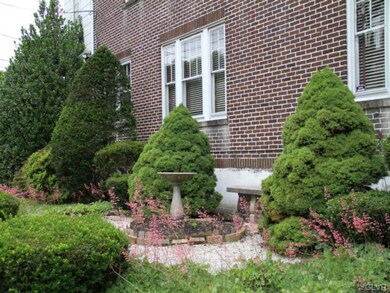 301 S Fulton St, Allentown, PA 18102 - photo 5