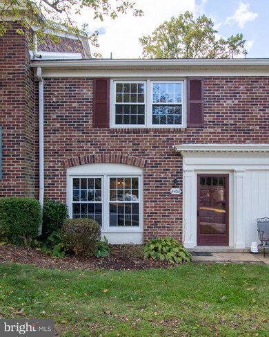 8433 Penshurst Dr unit 599, Springfield, VA 22152 - photo 3