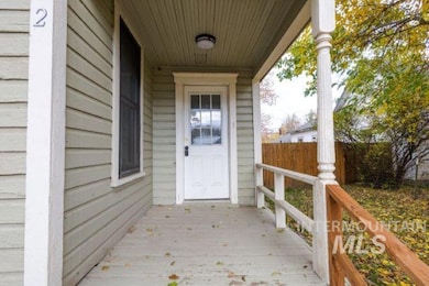 622 W Commercial St, Weiser, ID 83672 - photo 2